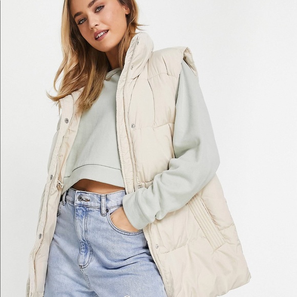 Nwt Oversized Beige Puffer Jacket Vest 